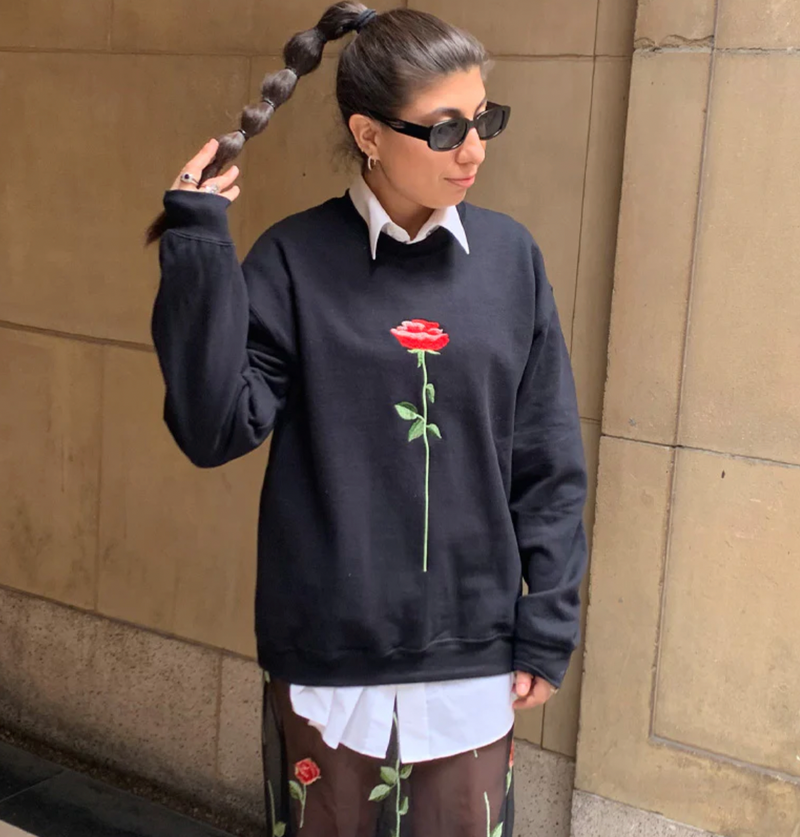 A ROSE IS A ROSE SINGLE ROSE SWEATSHIRT